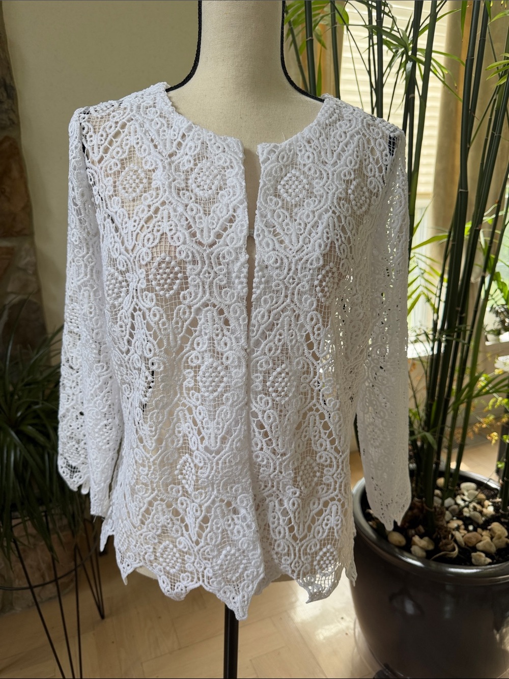 Susan Graver White Crochet Lace Open Cardigan Blouse